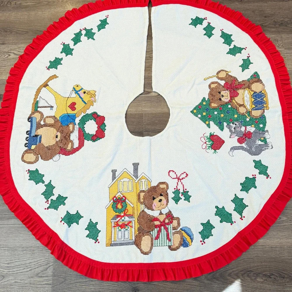 Vintage Handmade Cross Stitch Christmas Tree Skirt Teddy Bears Toys Red Ruffle